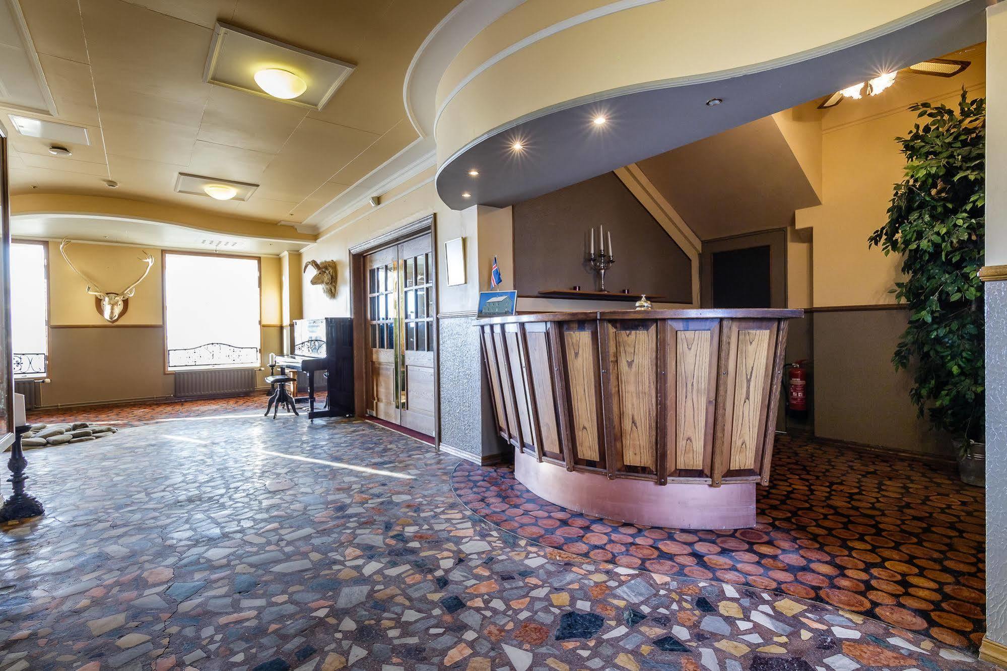 Hotel Blanda Blonduos Exterior photo